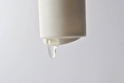 Dog shampoo cap with product dripping - pH balanced vegan formula